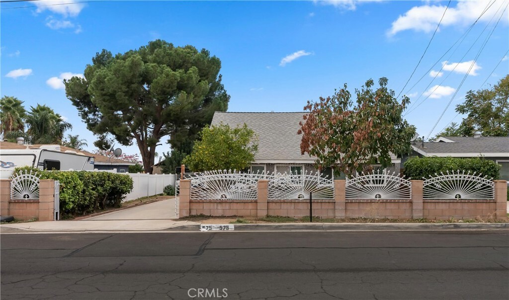 Property Photo:  575 Prospect Avenue  CA 92507 