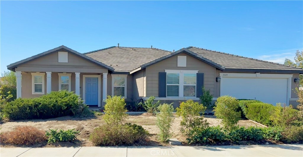 Property Photo:  31655 Quilt Way  CA 92584 