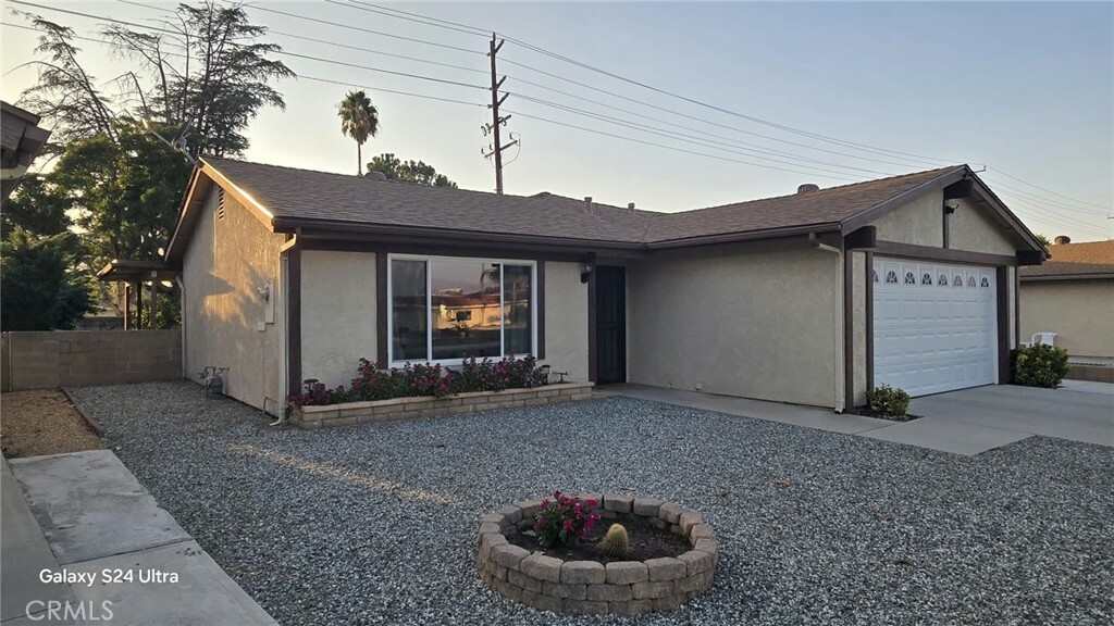 Property Photo: 2405 El Rancho Circle CA 92545
