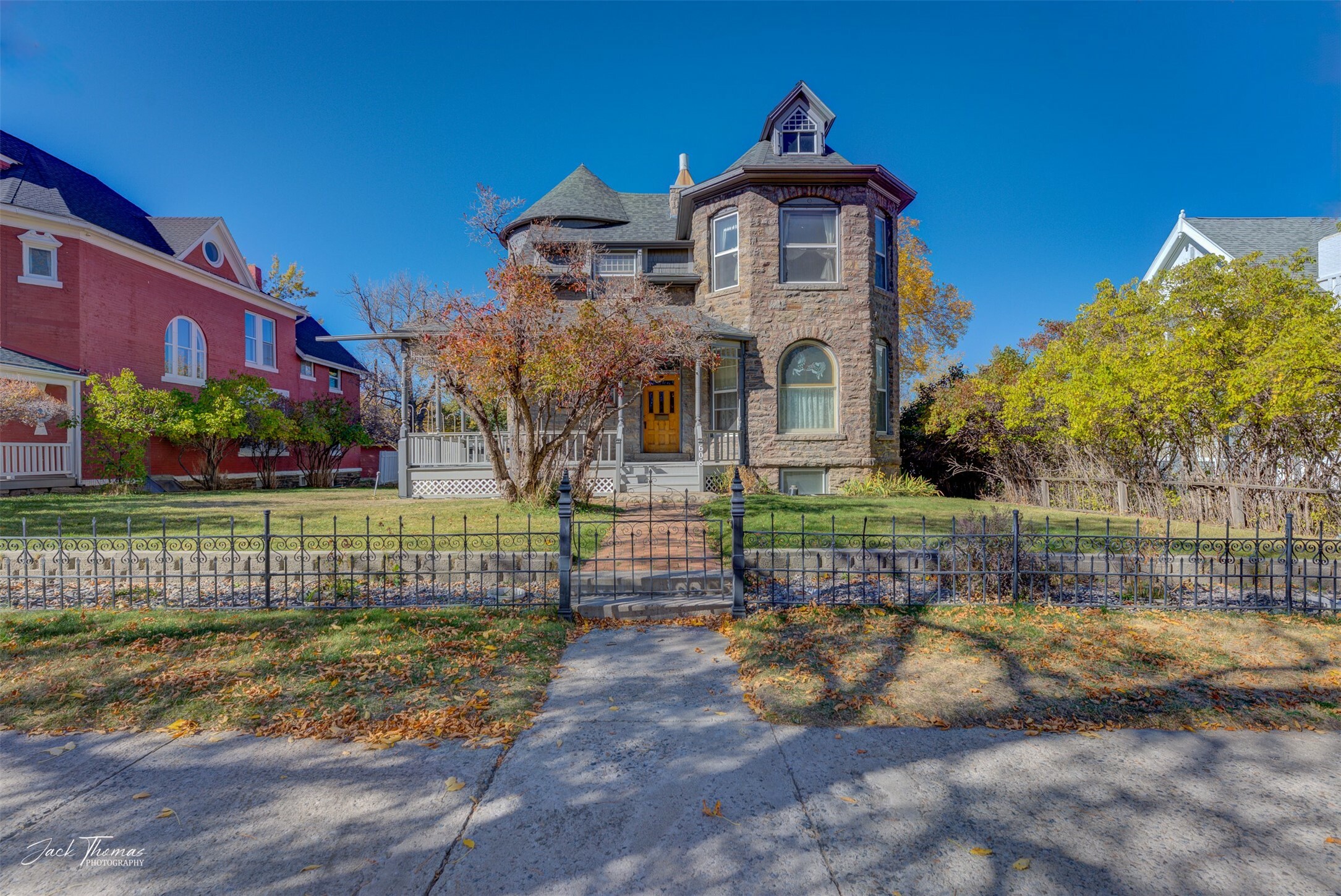 Property Photo:  608 N Ewing Street  MT 59601 