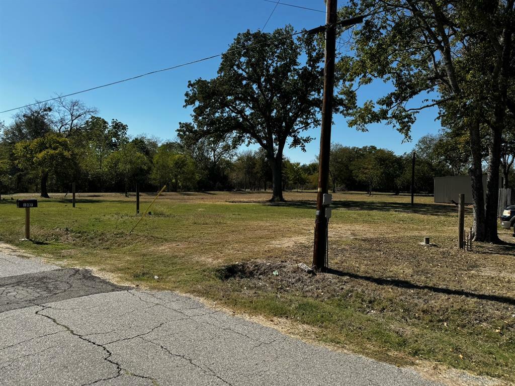 Property Photo:  106 N Edward  TX 75474 