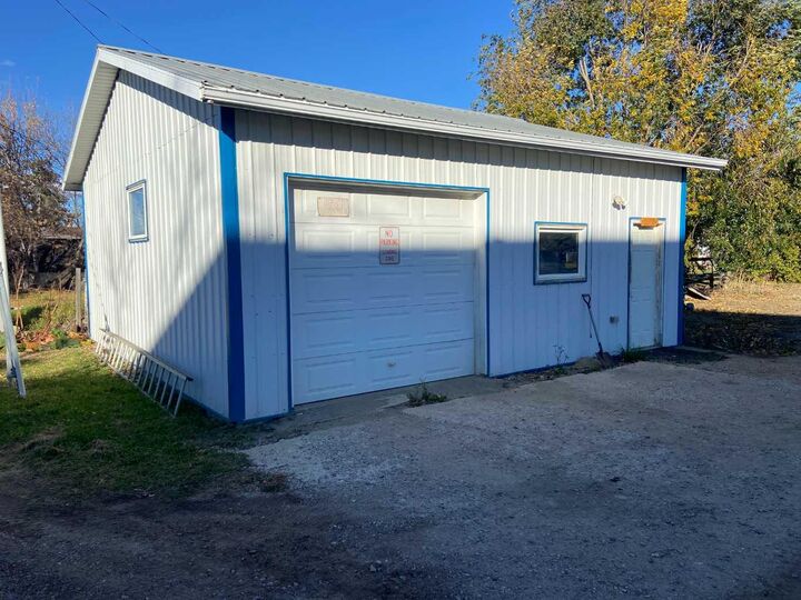 Property Photo:  1112 15 Street  AB T9W 1E8 