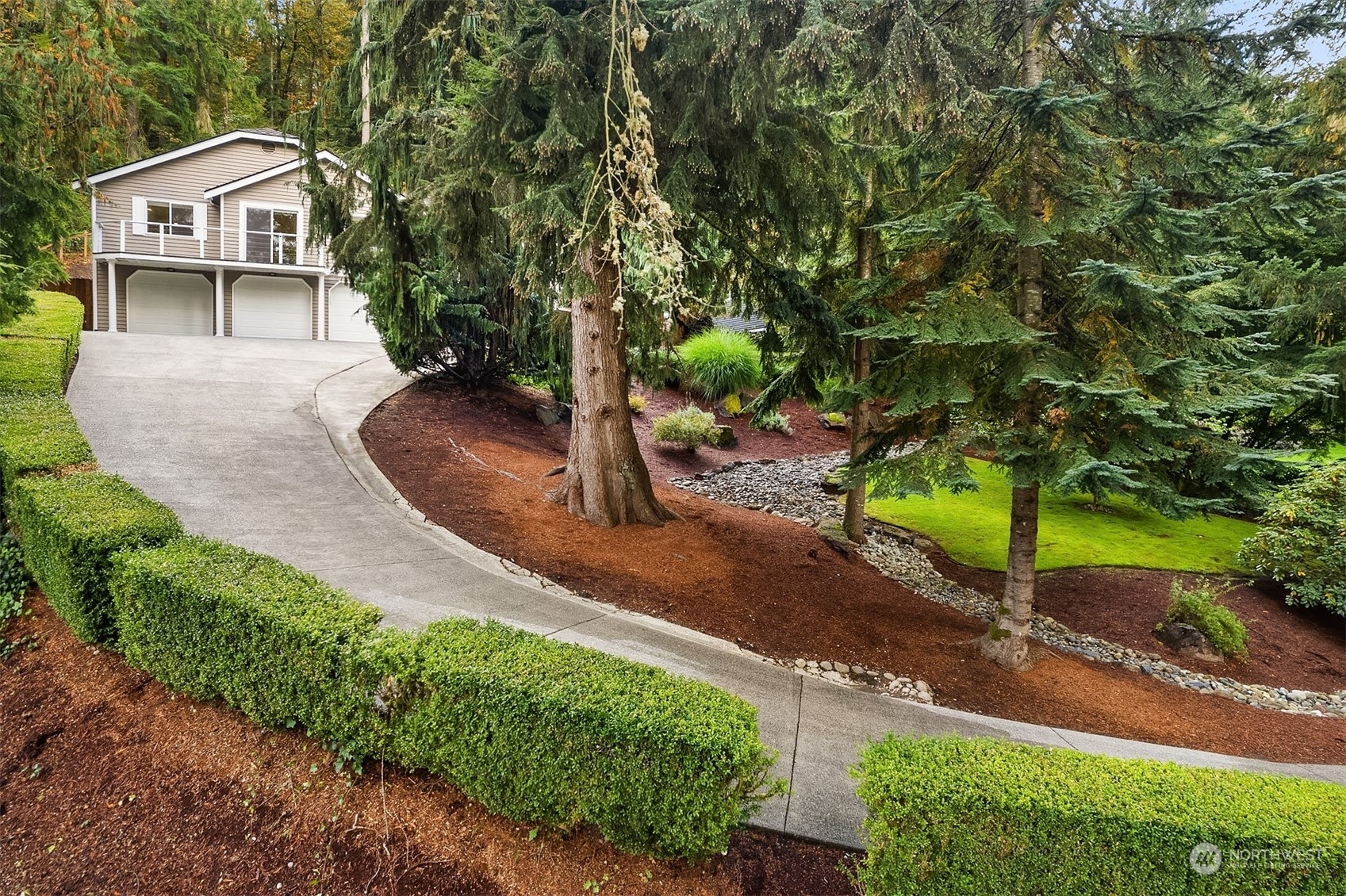 Property Photo:  21003 SE 138th Place  WA 98027 