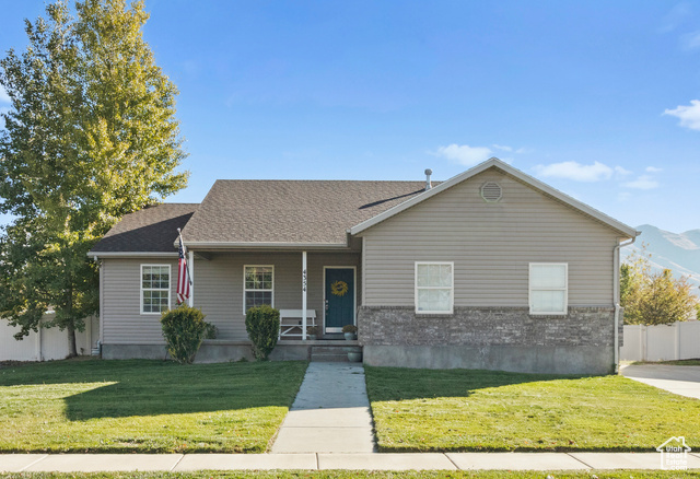 4354 N Frontier St  Eagle Mountain UT 84005 photo