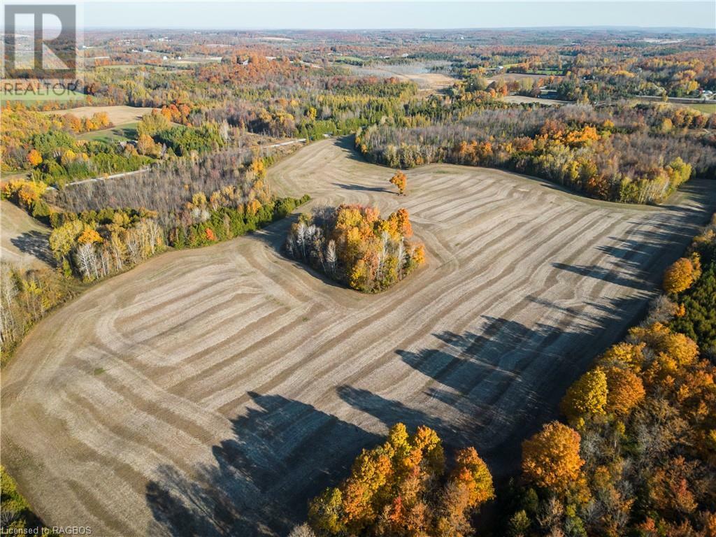 Photo de la propriété:  11 Sideroad 10  ON N0H 1G0 