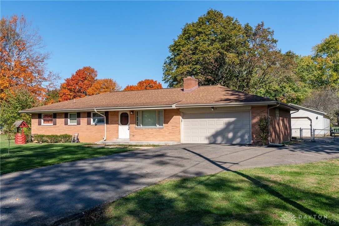 Property Photo: 3438 Jonathon Drive OH 45434