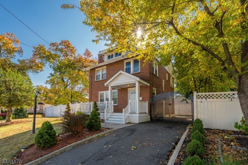 Property Photo:  770 Stone St  NJ 07065 