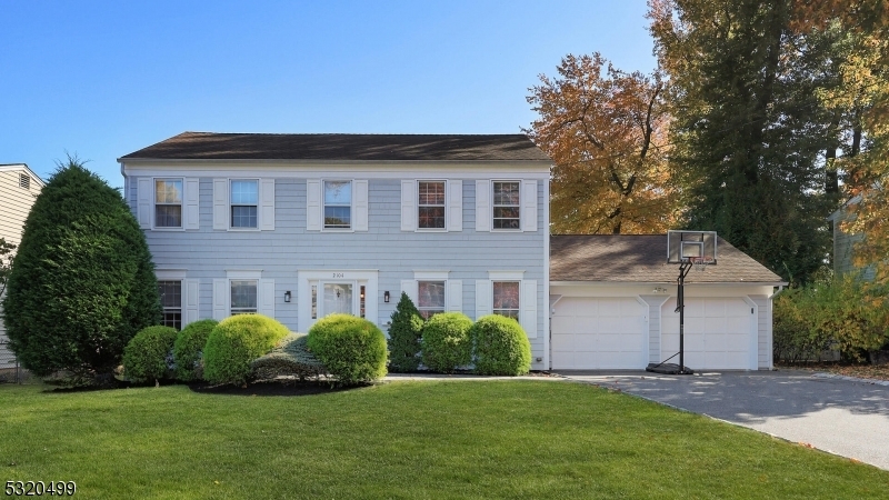 Property Photo: 2104 Maple View Ct NJ 07076