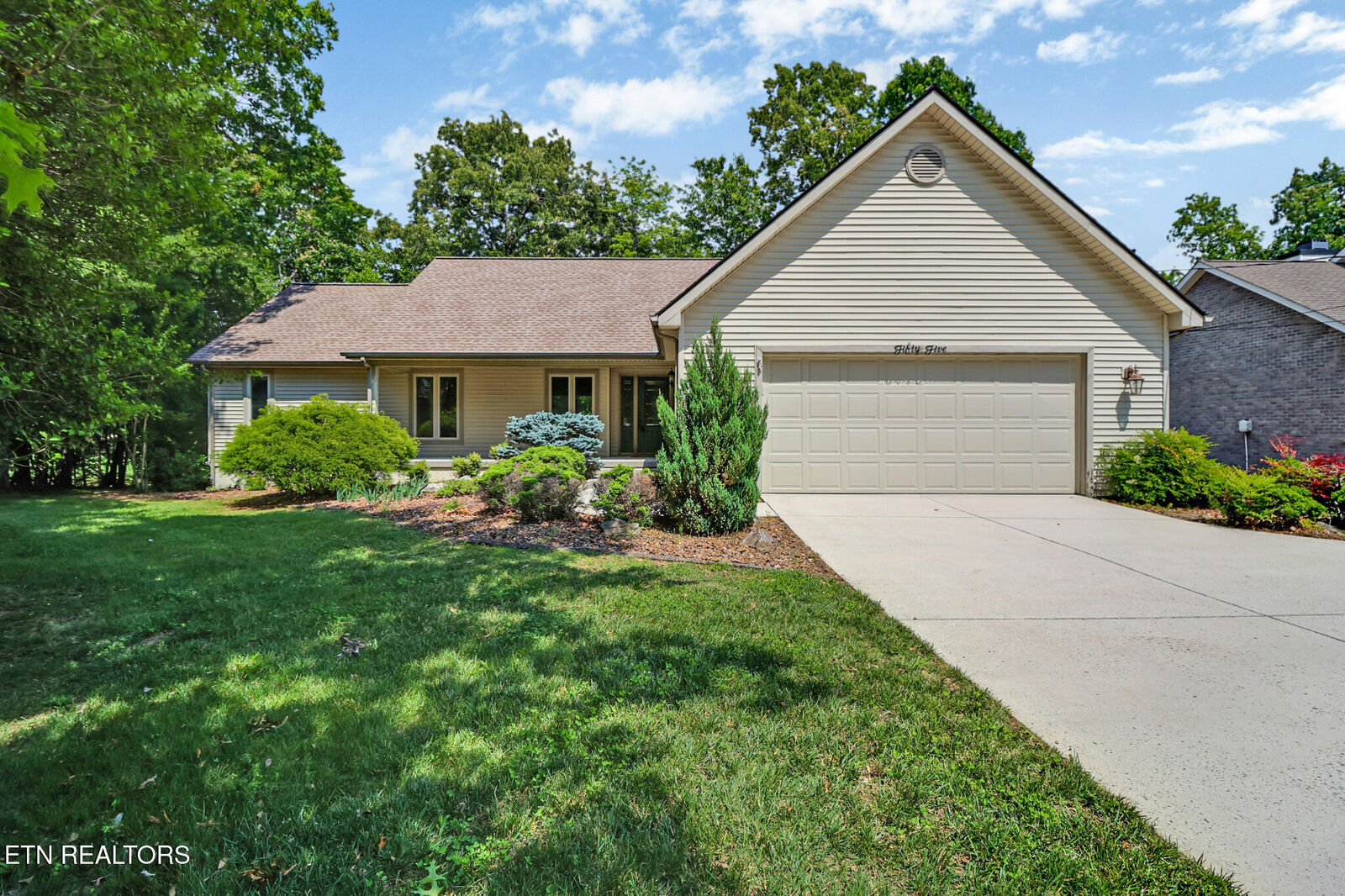 Property Photo: 55 Inwood Terrace TN 38558