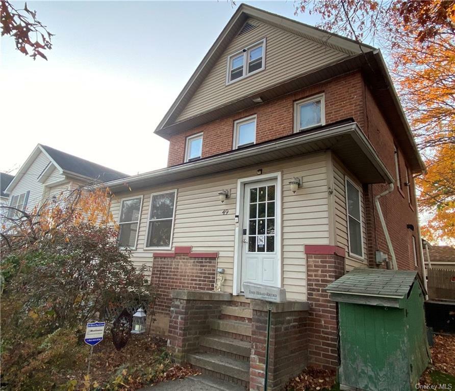 Property Photo:  49 Richmond Place  NY 10940 