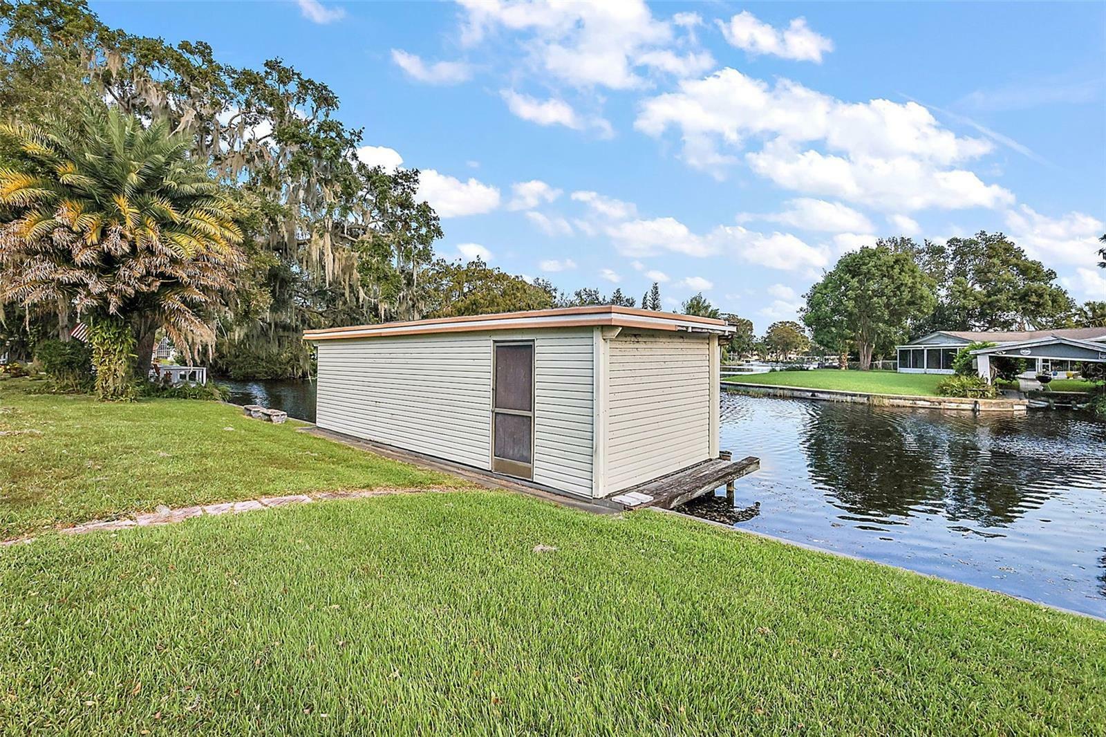 Property Photo:  648 Banning Beach Road  FL 32778 