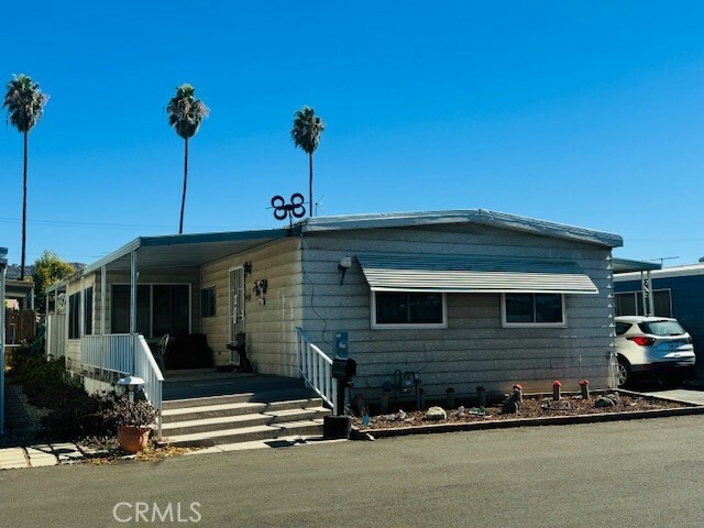 Property Photo:  950 California Street 119  CA 92320 