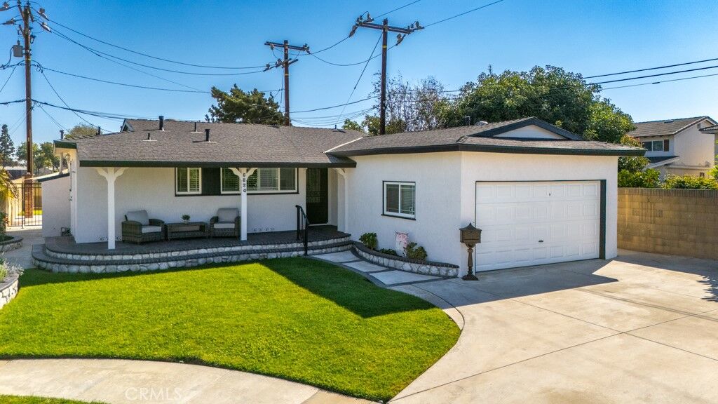 Property Photo:  5820 Spahn Avenue  CA 90713 