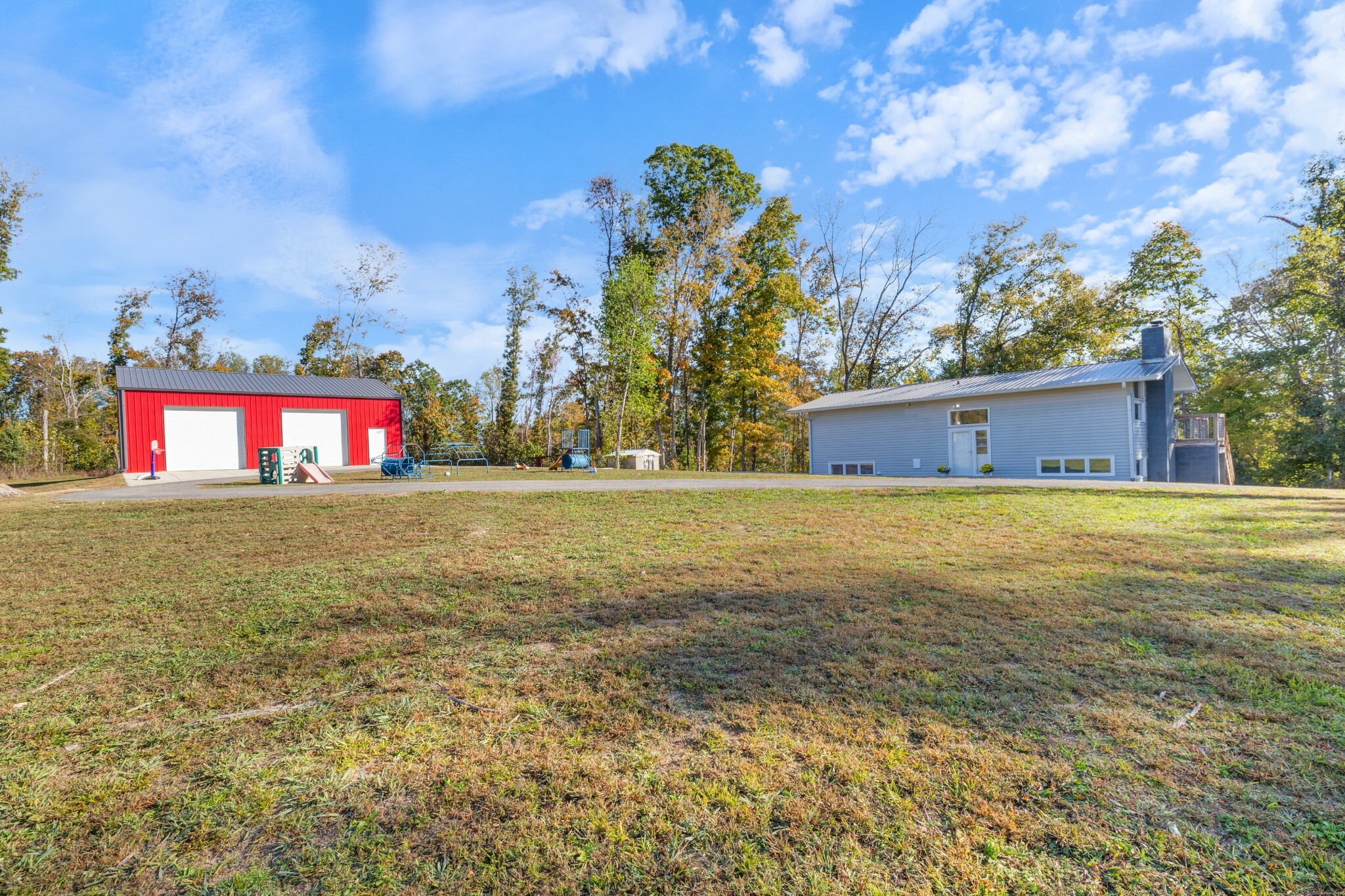 Property Photo:  1515 E Railroad St  TN 37185 