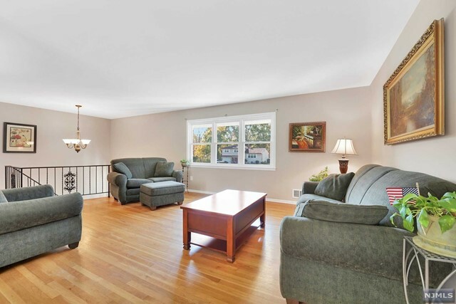 Property Photo:  22 Normandy Road  NJ 07058 