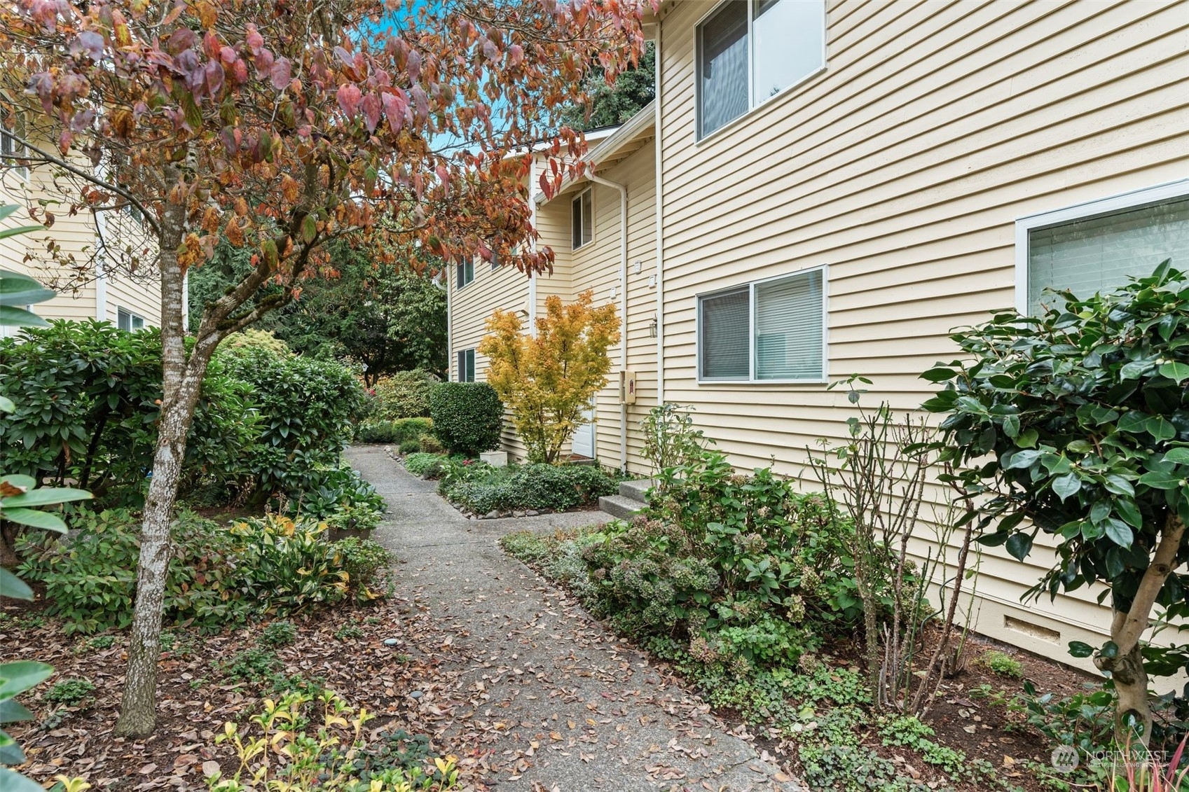 Property Photo:  10014 NE 120th Street A3  WA 98034 