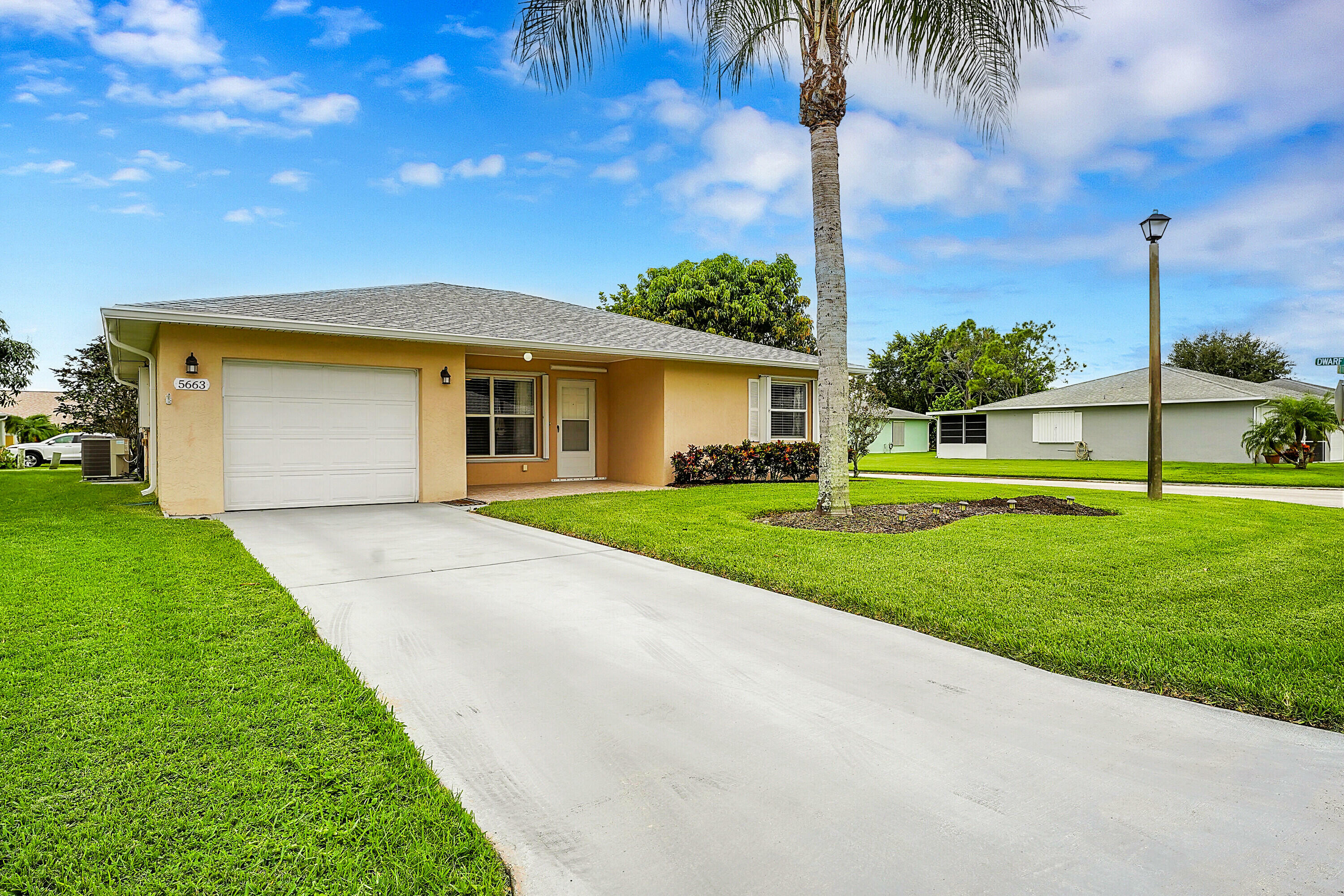 Property Photo:  5663 Travelers Way  FL 34982 