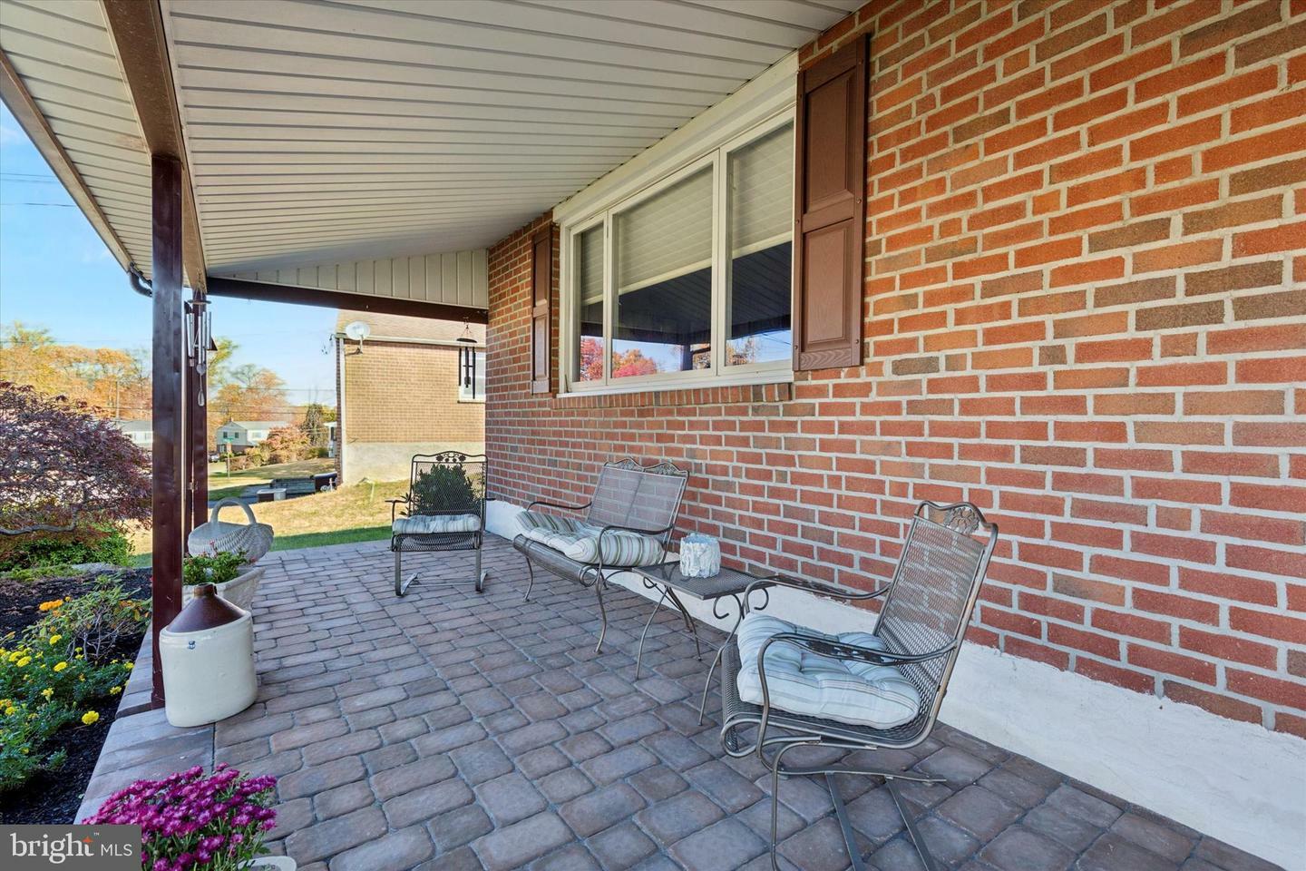 Property Photo:  240 Sweetbriar Circle  PA 19406 