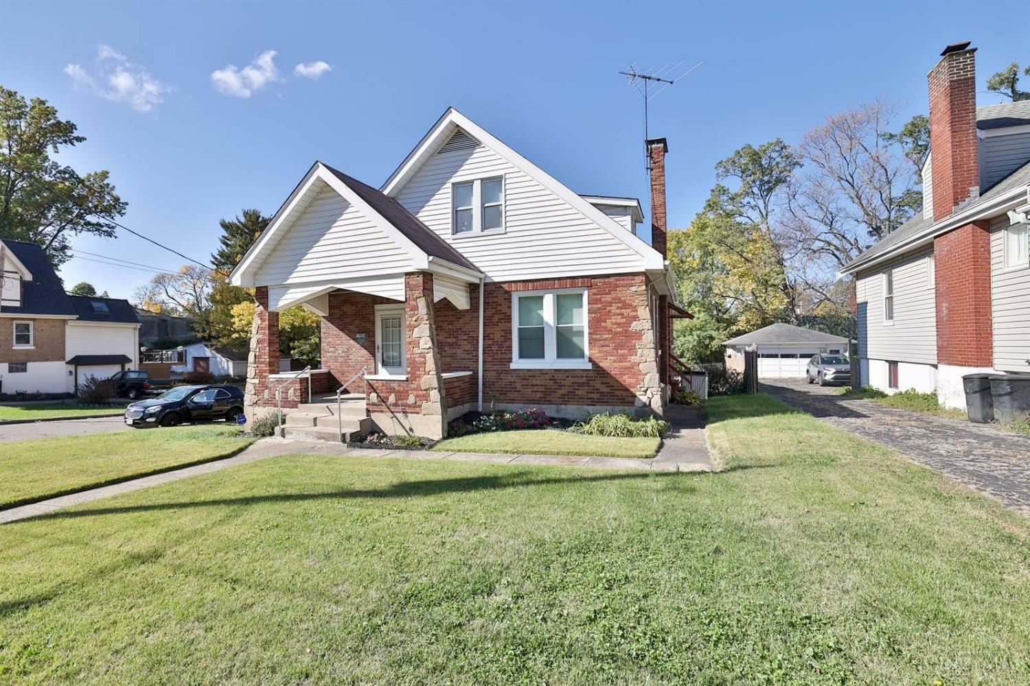 Property Photo:  3969 Kenkel Avenue  OH 45211 