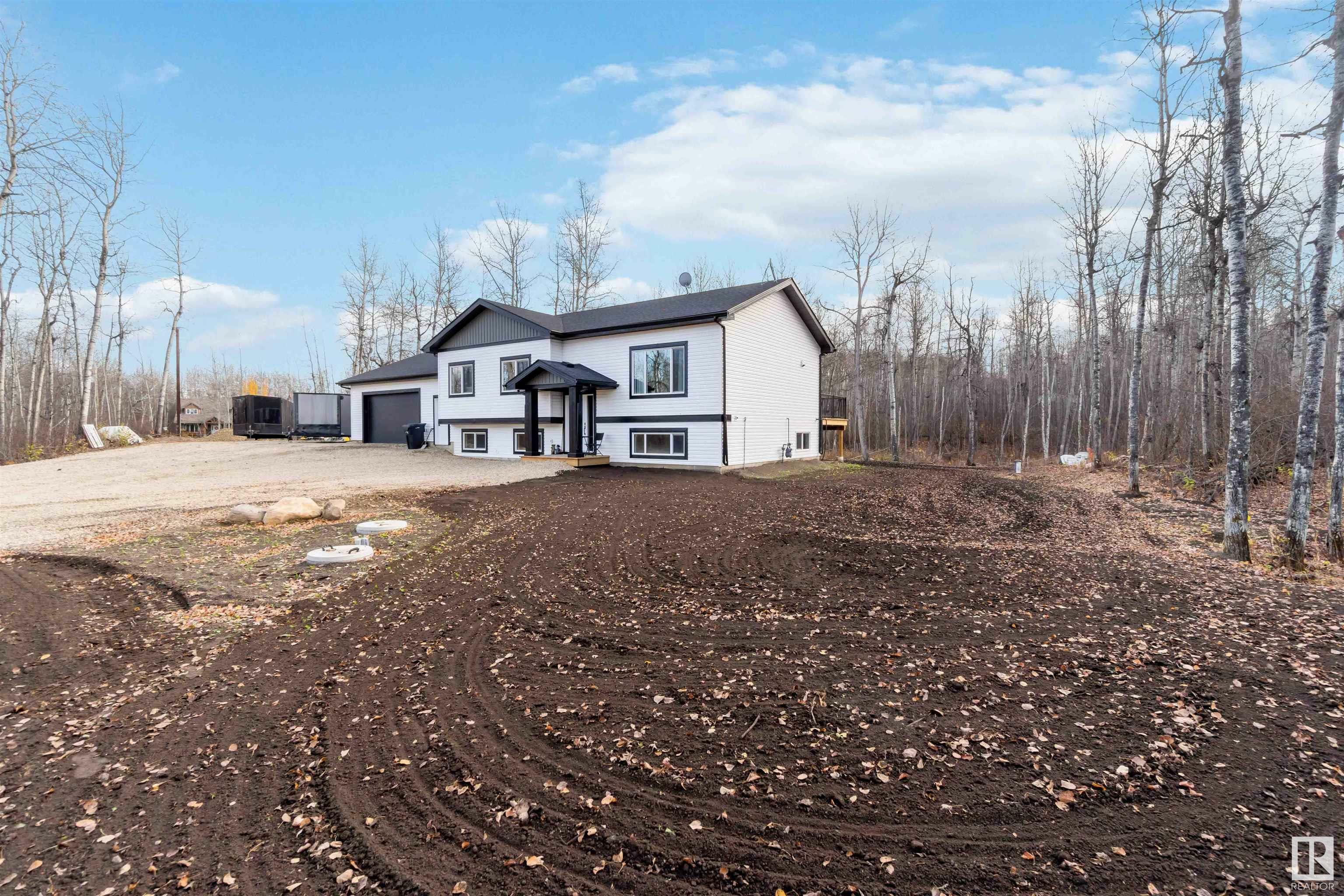 Property Photo:  54419 Range Road 14 27  AB T0E 1V0 