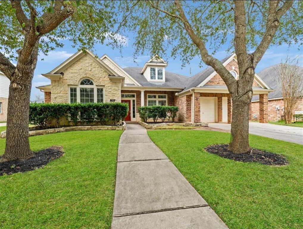 Property Photo:  706 Silver Creek Circle  TX 77406 
