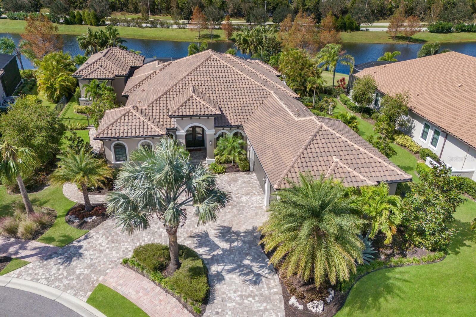 Property Photo:  7478 Seacroft Cove  FL 34202 