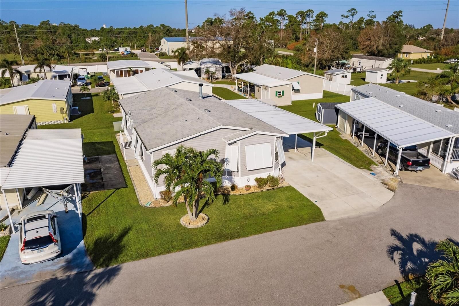 Property Photo: 14 N Cardinal B14 FL 33950