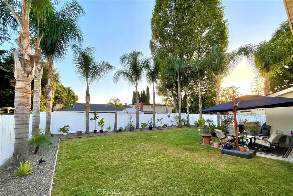 Property Photo:  1932 E Sycamore Avenue  CA 92867 