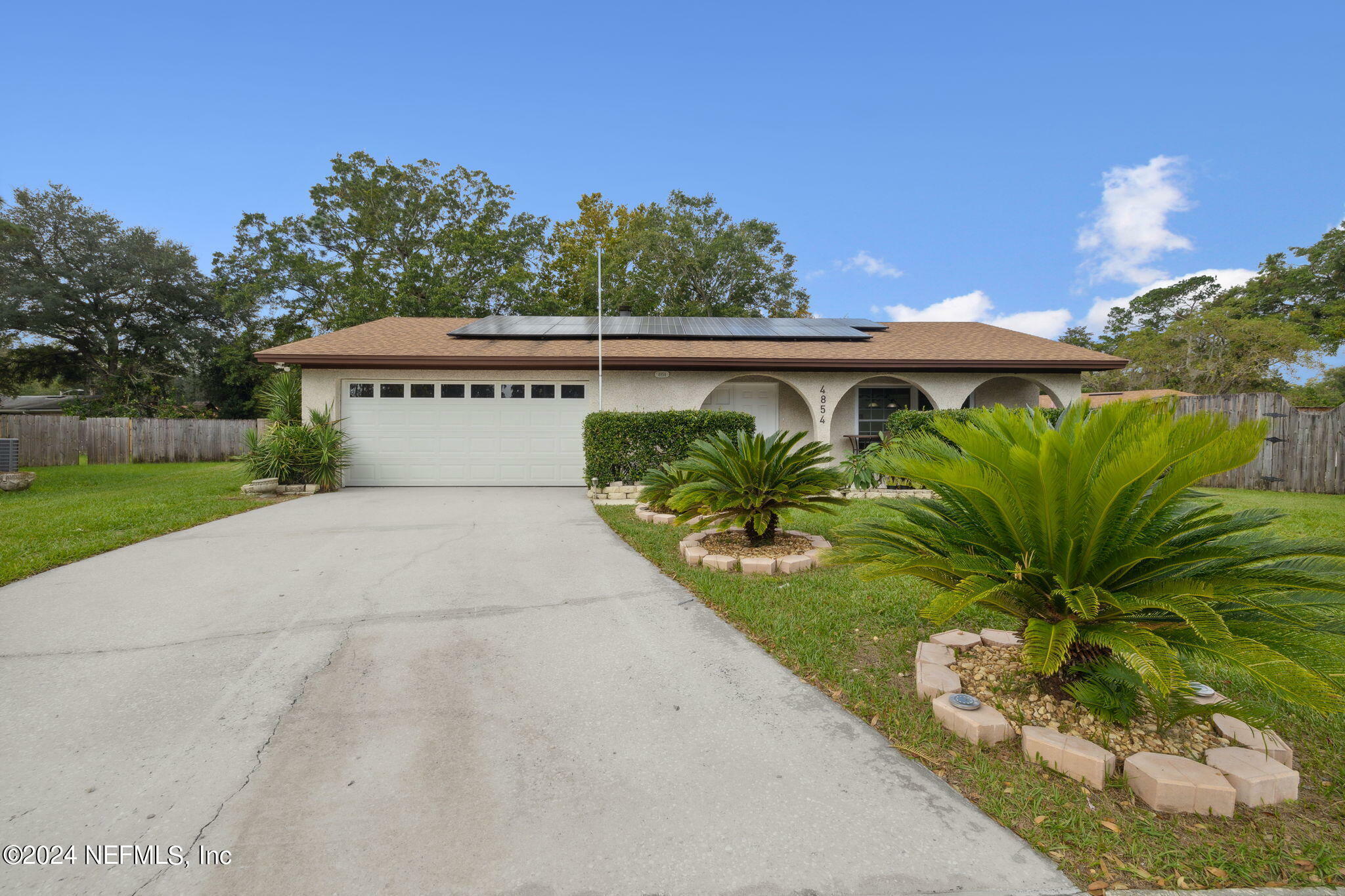 Property Photo:  4854 Scotch Pine Court  FL 32210 