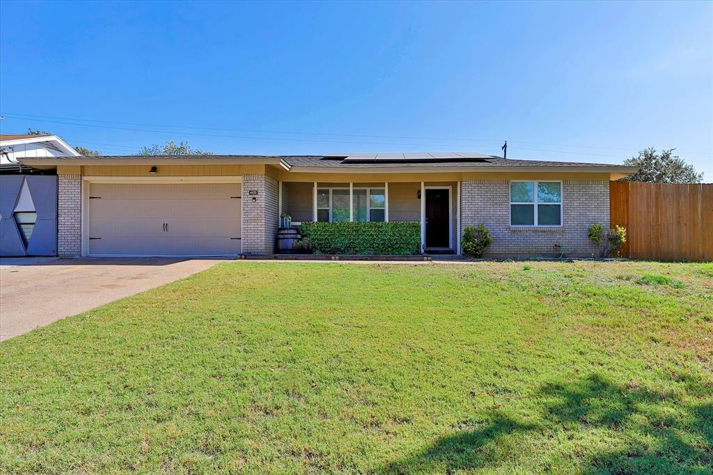 4425 Owendale Drive  Benbrook TX 76116 photo