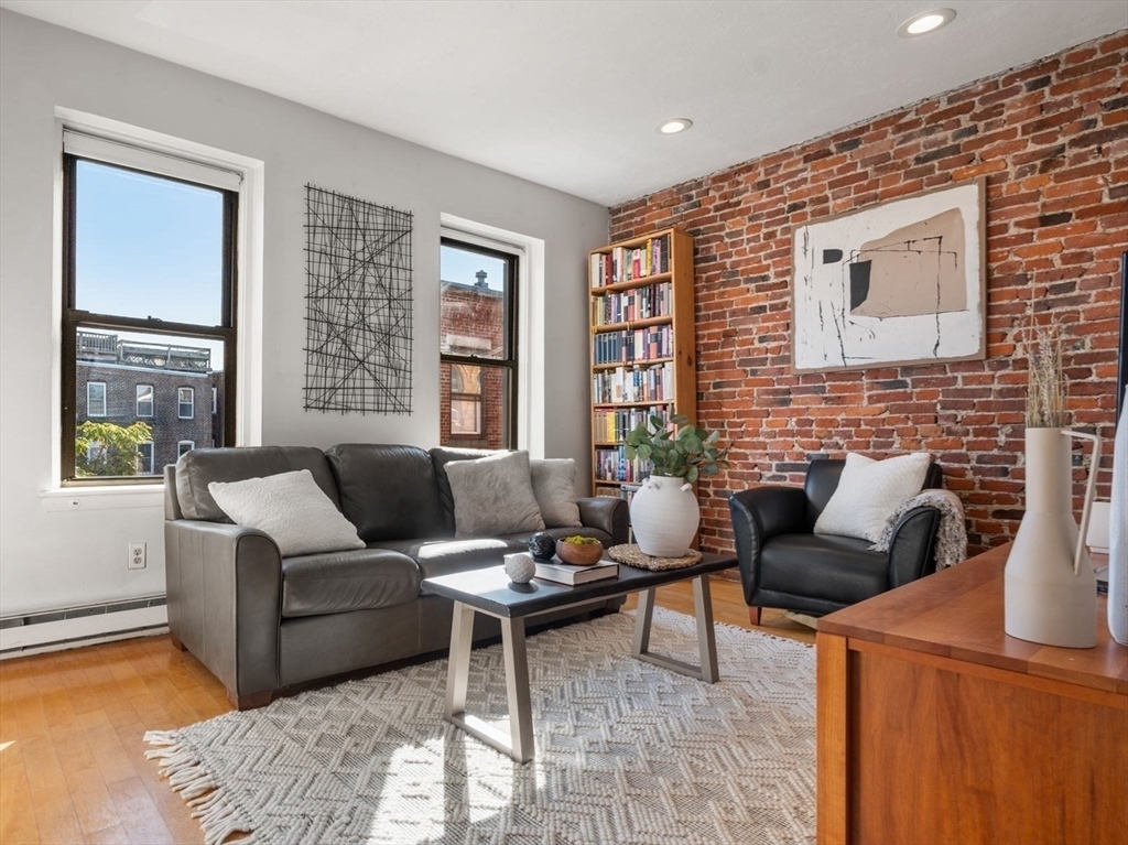 Property Photo: 16 Foster Street 9 MA 02109