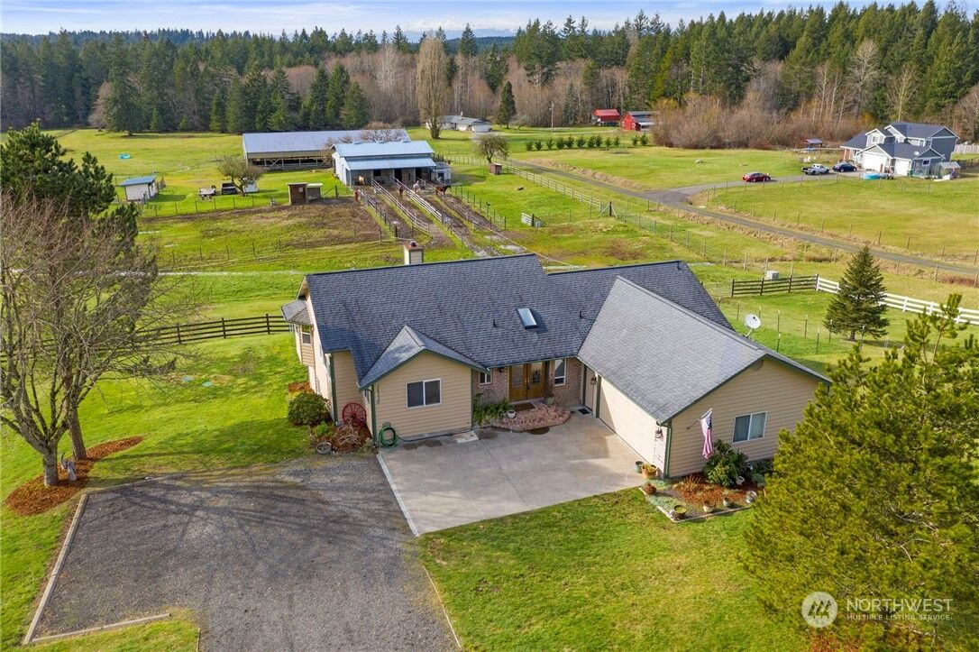 Property Photo: 14110 Glenwood Road SW WA 98367