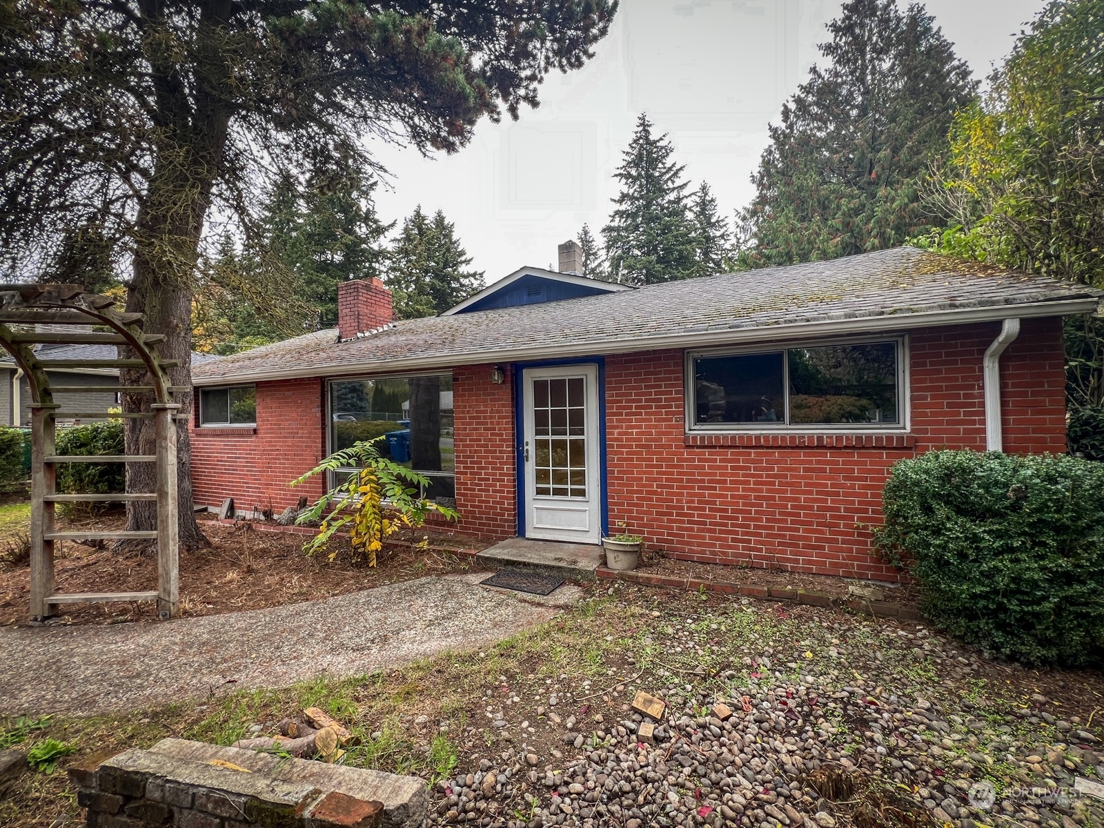 Property Photo:  14310 20th Avenue NE  WA 98125 