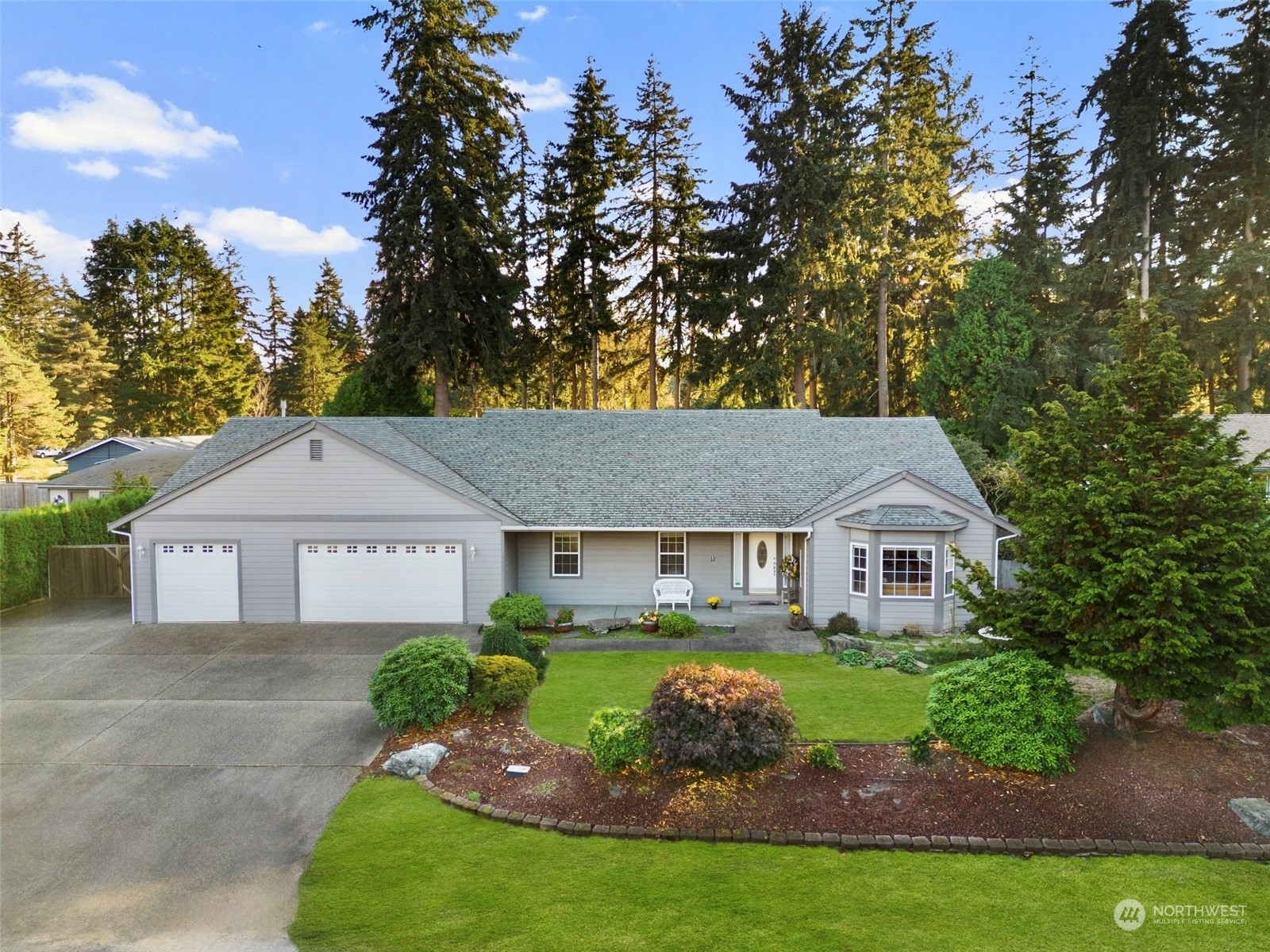 Property Photo:  13004 146th Street E  WA 98374 