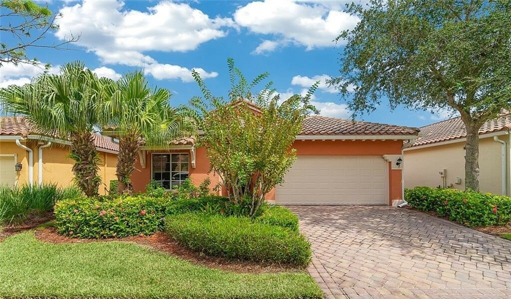 Property Photo:  6248 Thames Place  FL 32966 