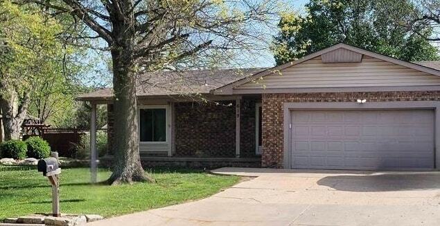 619 W Allison St  Andover KS 67002-9414 photo