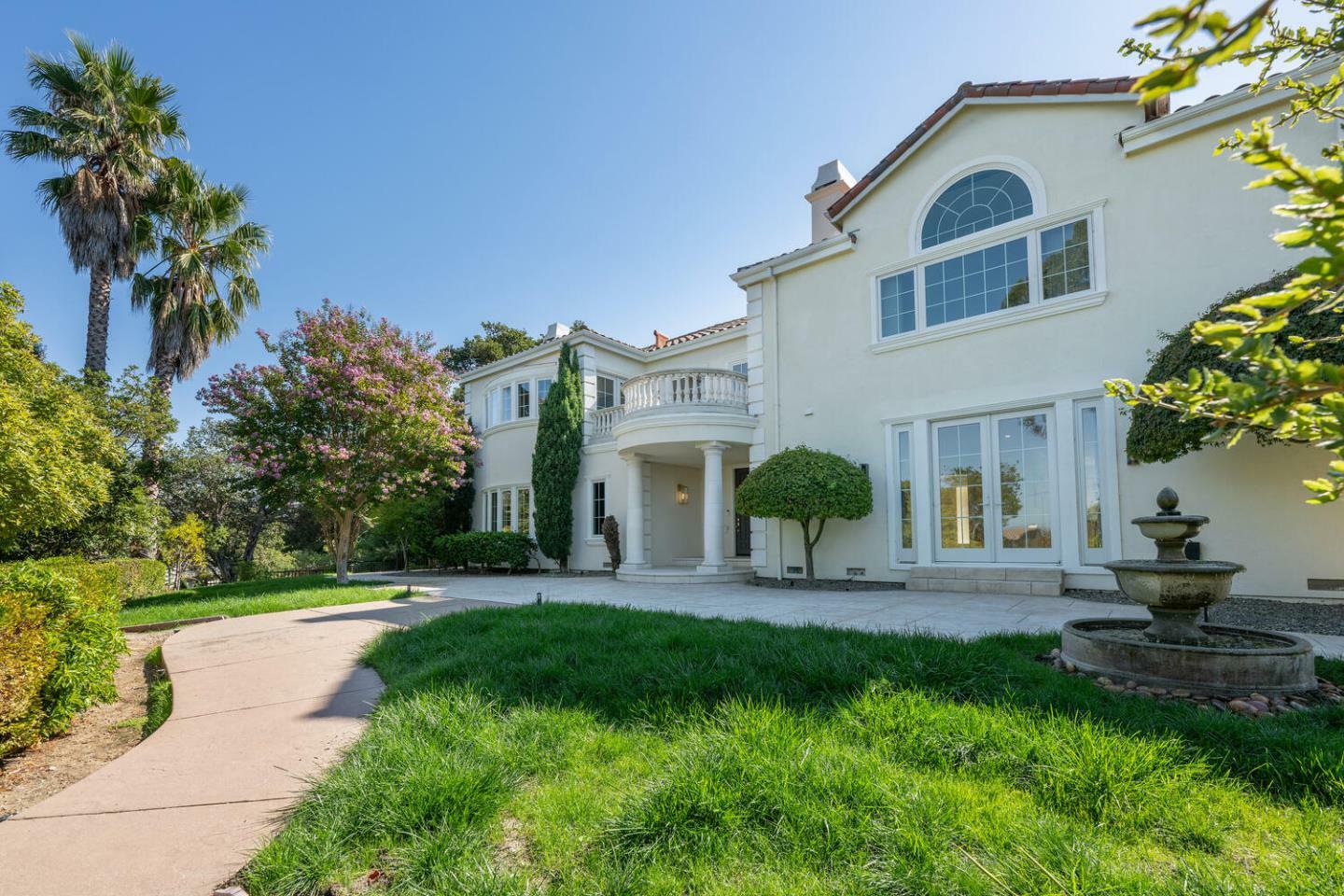 Property Photo:  100 Bella Vista Drive  CA 94010 