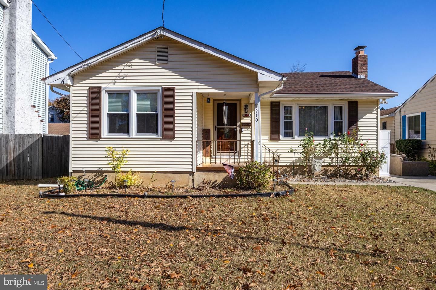 Property Photo:  910 Parry Avenue  NJ 08065 