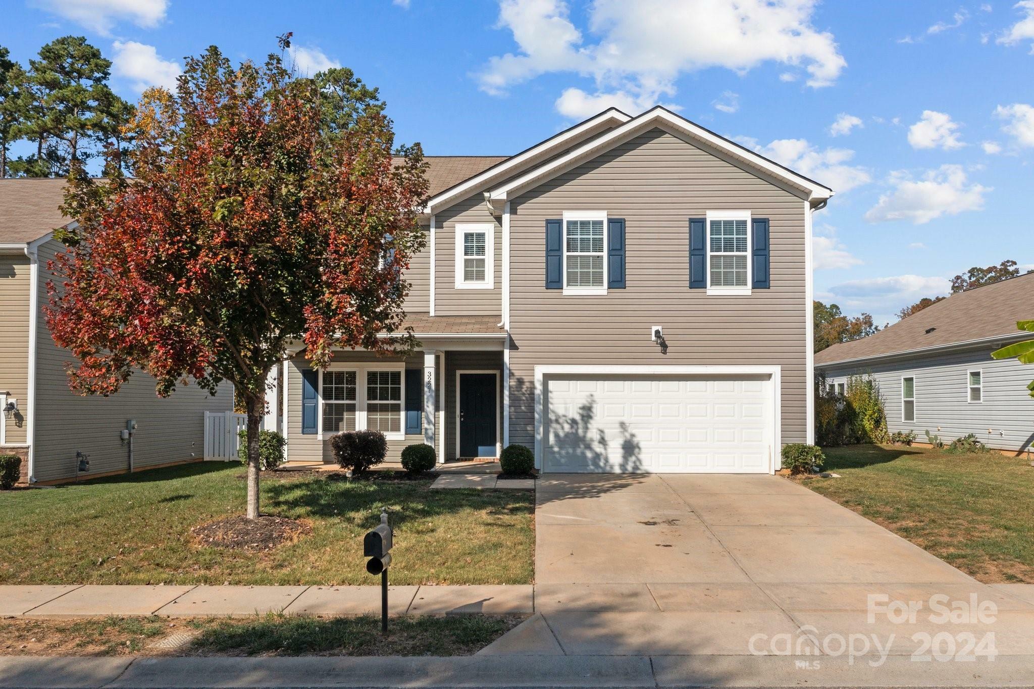 3227 Ringtail Lane  Charlotte NC 28216 photo