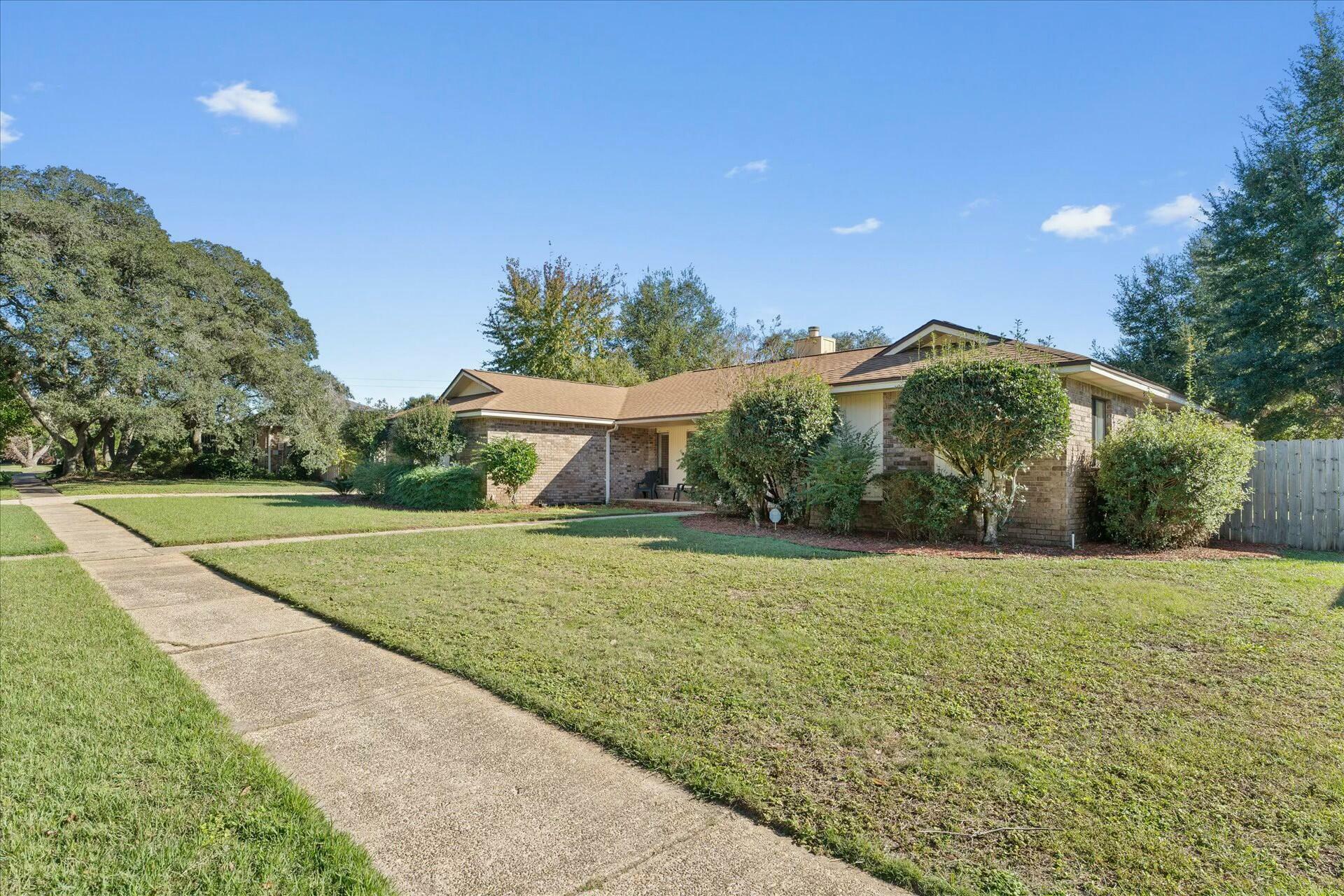 Property Photo:  6251 Lake Charlene Drive  FL 32506 