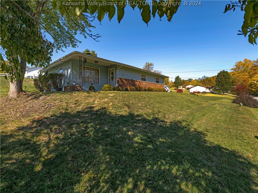 Property Photo:  308 Dewey Drive  WV 25177 