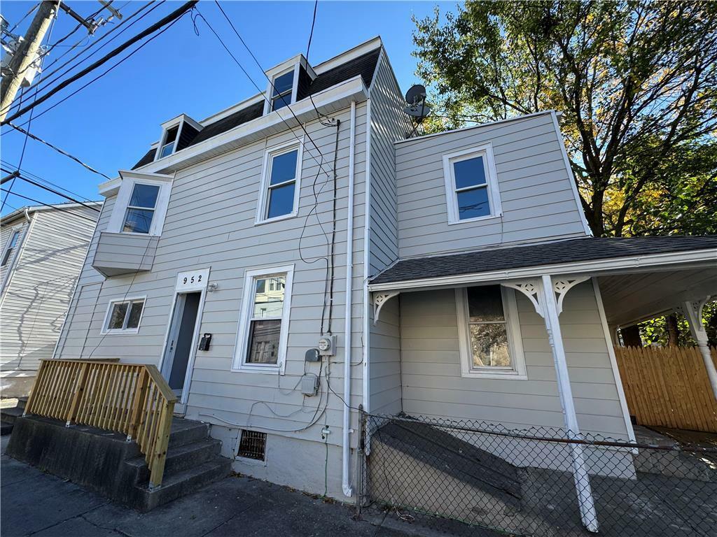 Property Photo:  952 West Allen Street  PA 18102 