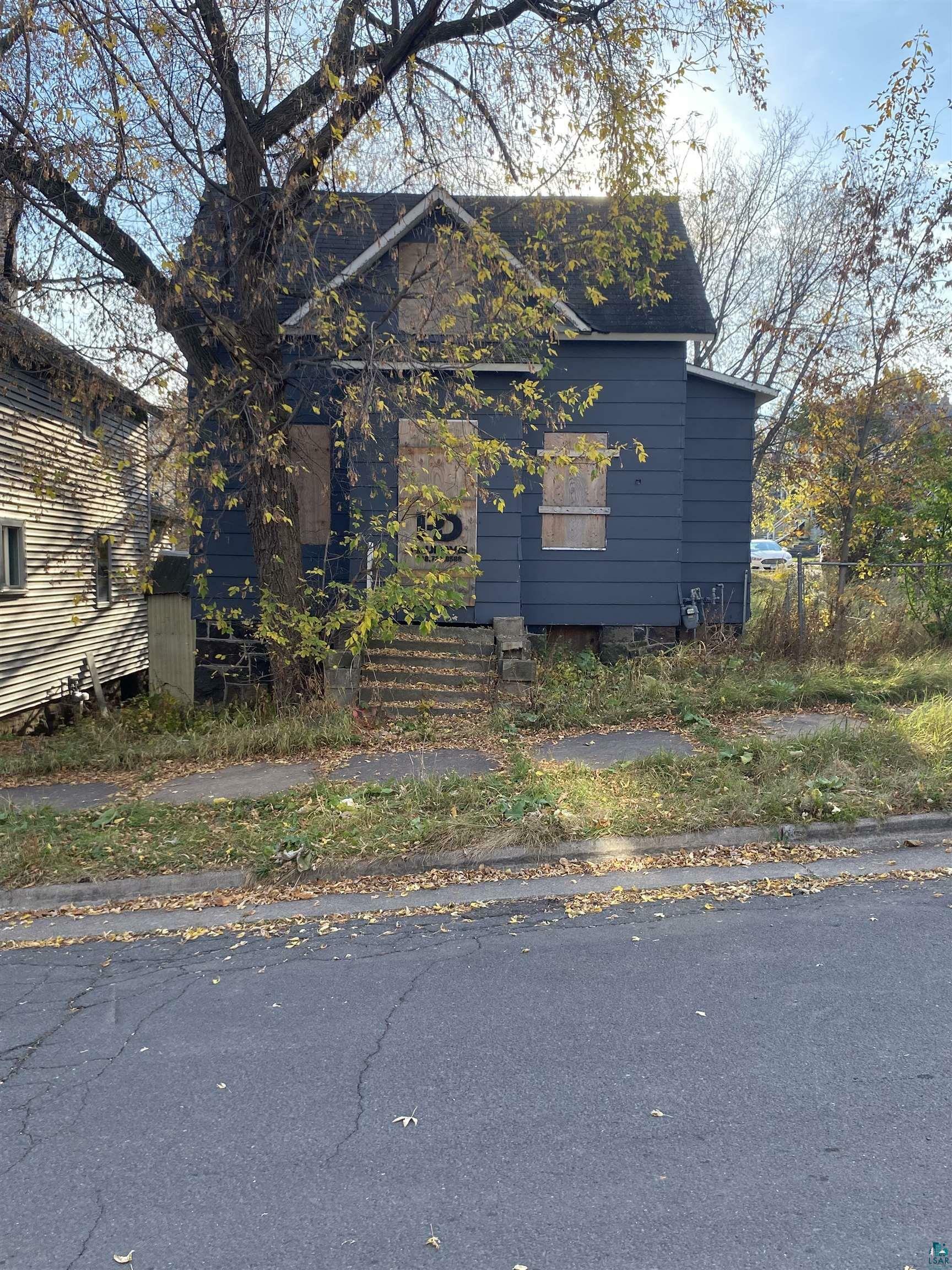 Property Photo:  427 N 9th Ave E  MN 55805 