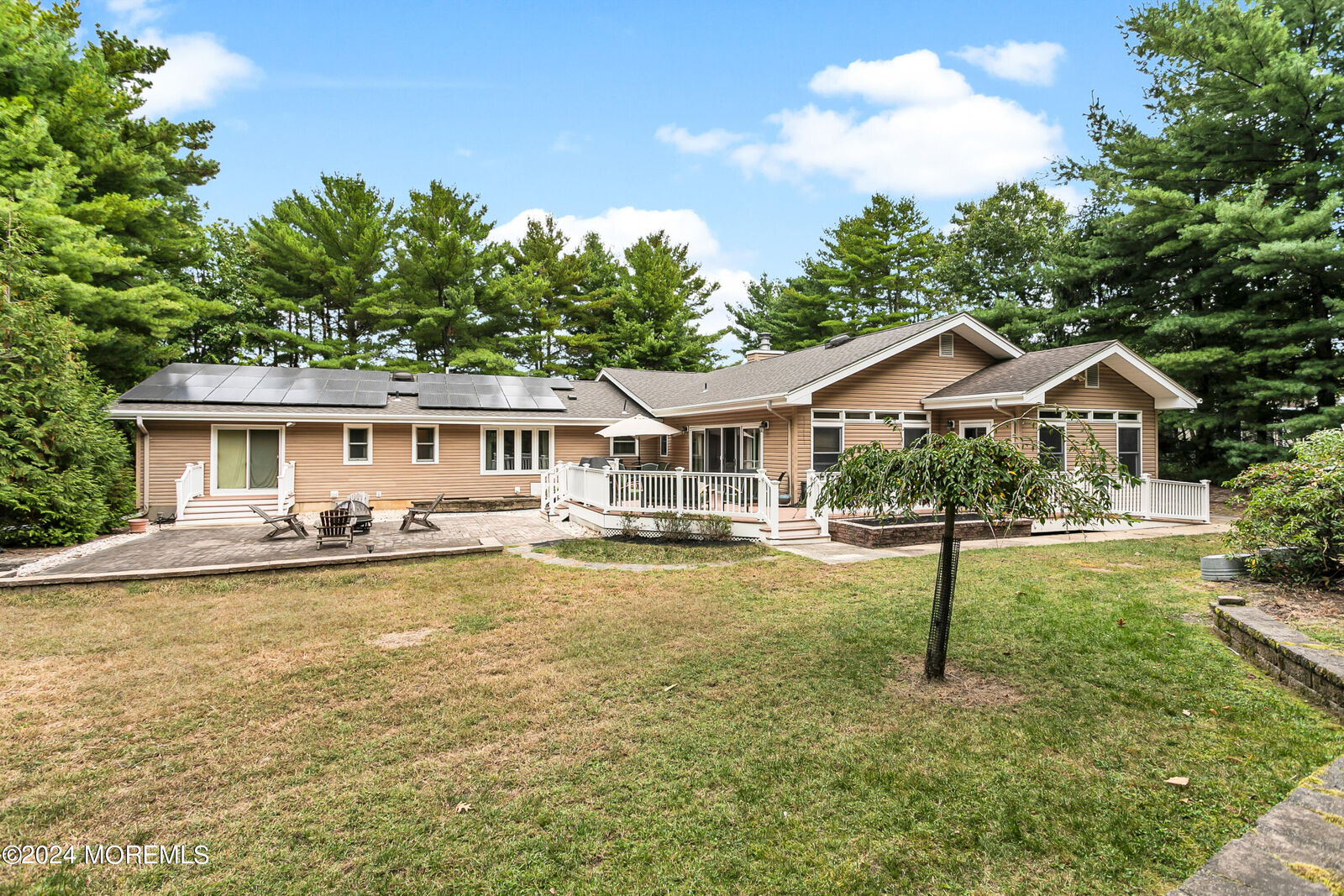 Property Photo:  1839 Silverton Road  NJ 08753 