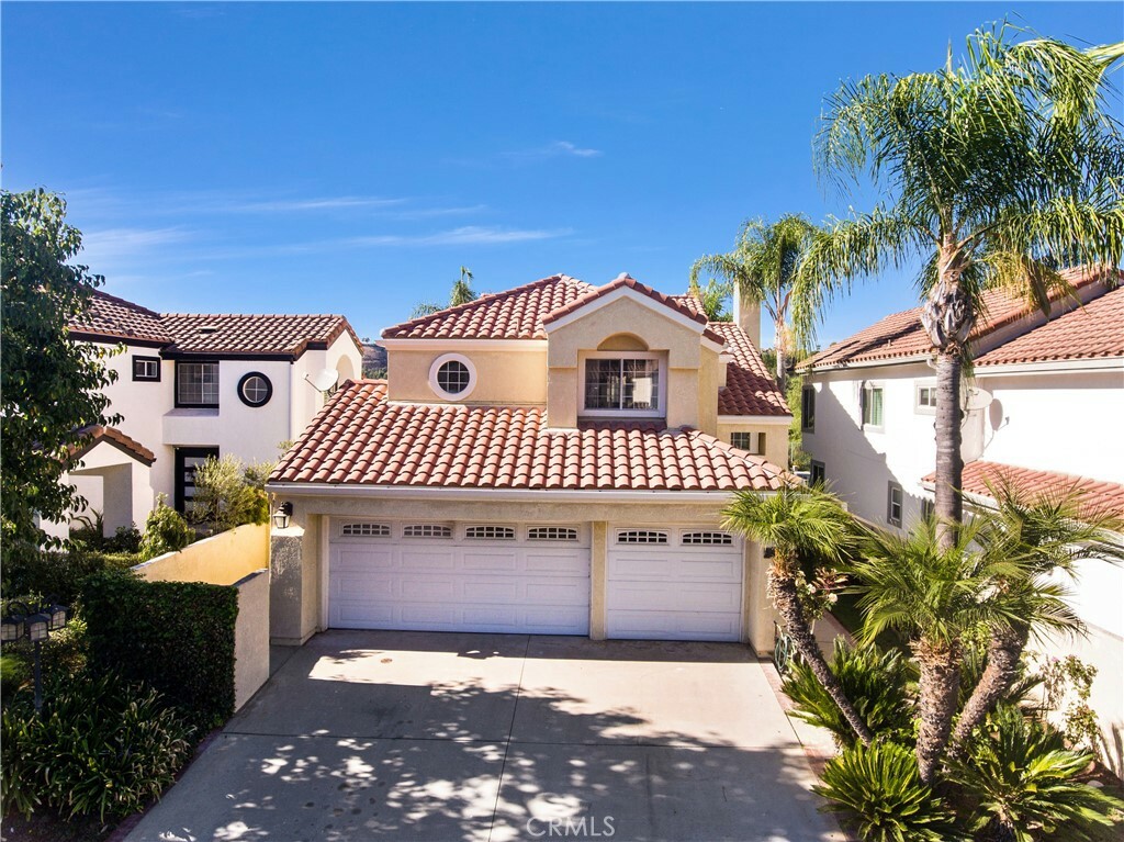 Property Photo:  24621 Vista Cerritos  CA 91302 