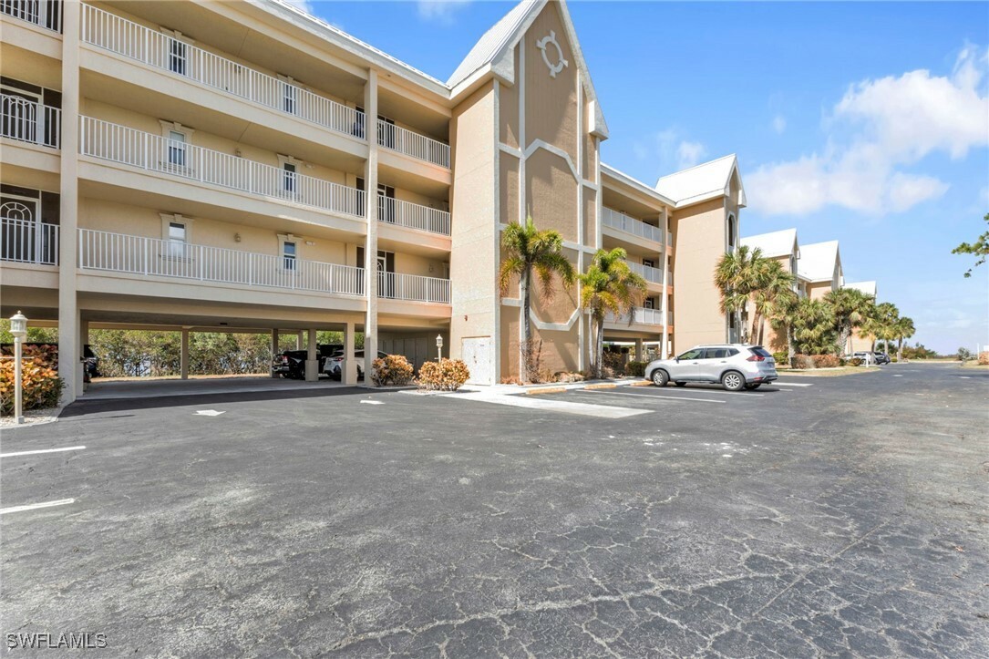 Property Photo: 101 N Marion Court 122 FL 33950