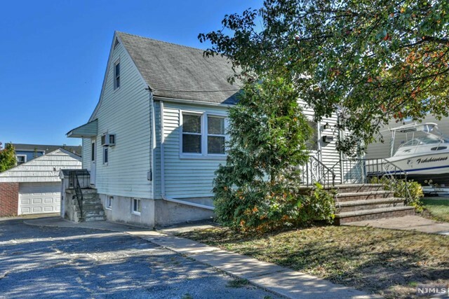 Property Photo:  396 Westminster Place  NJ 07644 