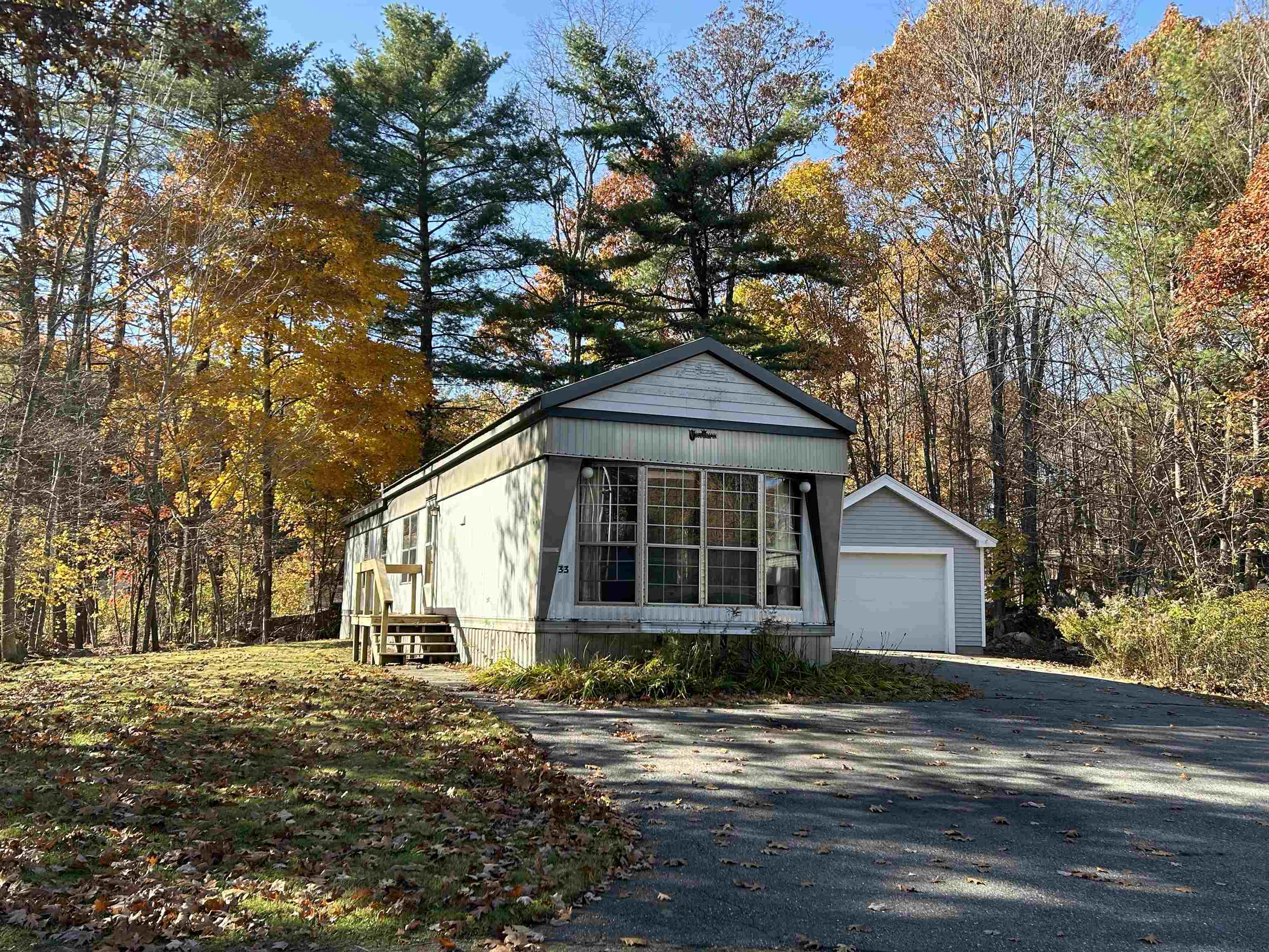 Property Photo:  33 Lamprey River Park  NH 03857 