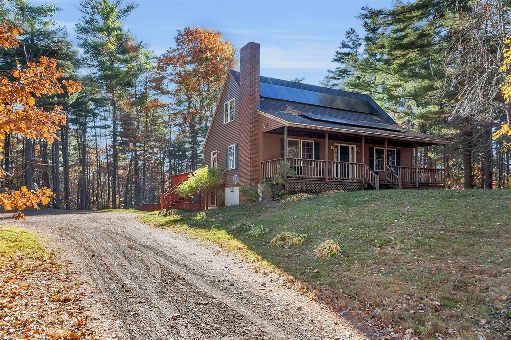 Property Photo:  761 Foster Rd  MA 01431 