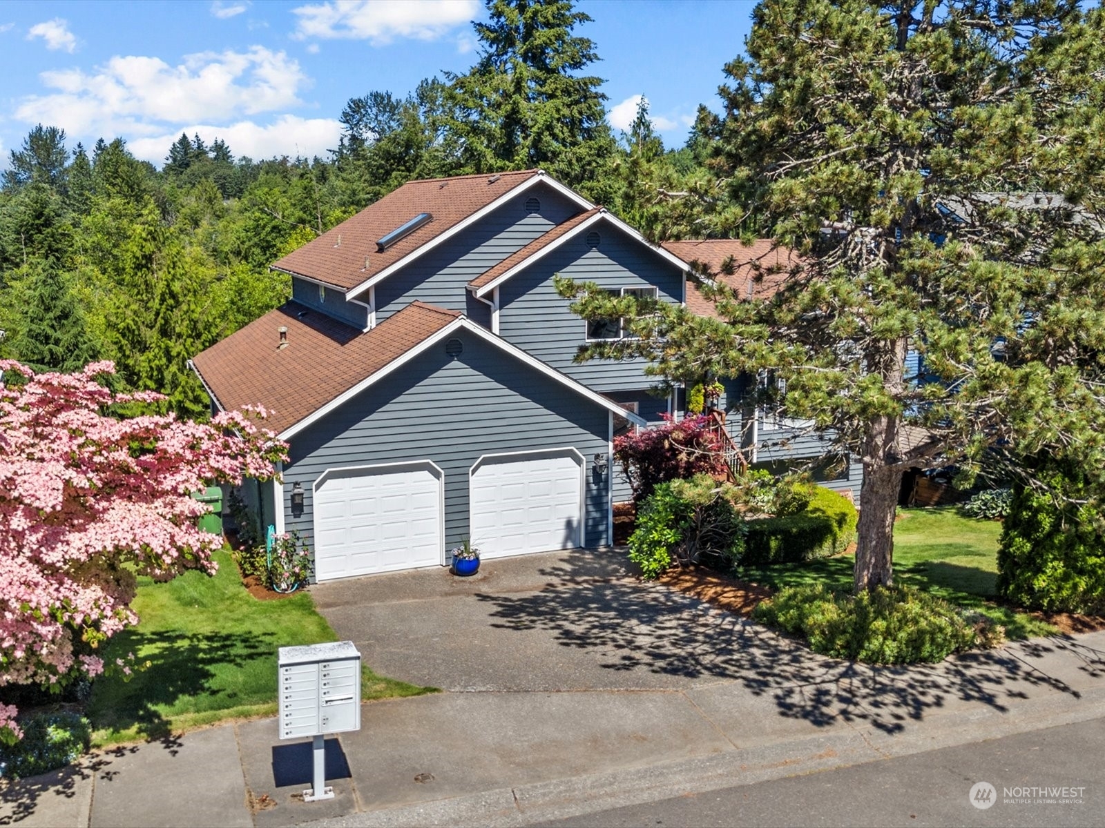 Property Photo:  6727 Cascade Dr SE  WA 98296 